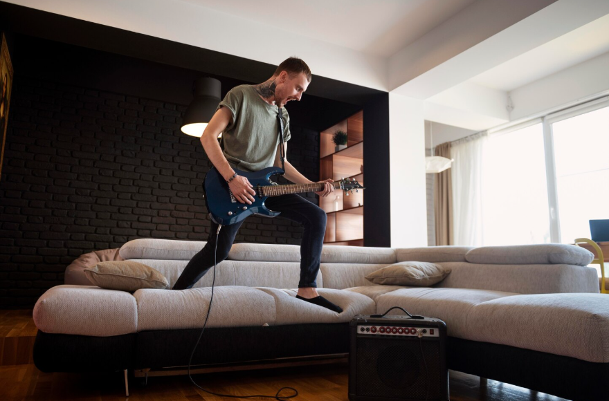 Lei do Silêncio e Vizinhos Barulhentos: Como resolver conflitos sem perder o inquilino